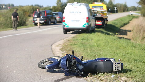 Minsko pl. avarijos metu žuvo motociklininkas