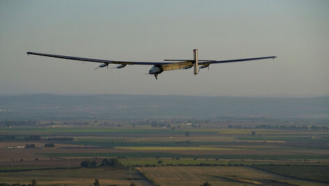 &bdquo;Solar Impulse 2&ldquo; vir&scaron; Ispanijos
