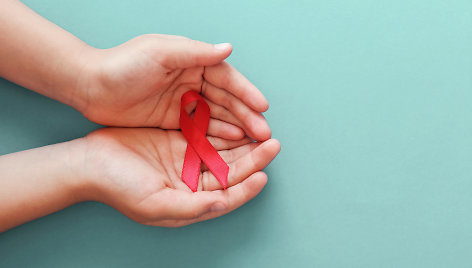 Raudonas kaspinas – tarptautinis paramos, prevencijos ir solidarumo su užsikrėtusiais ŽIV ir sergančiais AIDS simbolis