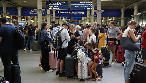 Dėl gedimo Paryžiaus stotyje sutriko &bdquo;Eurostar&ldquo; traukinių eismas