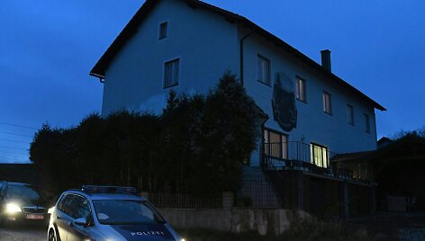 Namas Austrjoje, kuriame buvo rasti &scaron;e&scaron;ių žmonių lavonai
