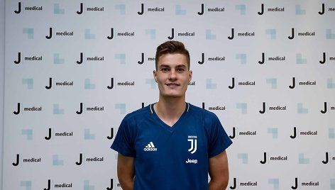 „Juventus“ naujokas – Patrickas Schickas