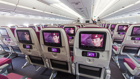 „Qatar Airways“ lėktuve