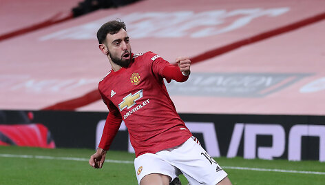Bruno Fernande&scaron;as puikiu baudos smūgiu nulėmė &bdquo;Manchester United&ldquo; pergalę.
