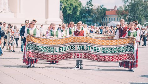Dainų šventės eisena Vilniuje