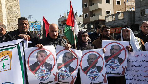 Protestuojantys palestiniečiai