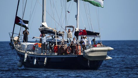 Flotilė &bdquo;Madleen&ldquo; / Salvatore Cavalli / AP