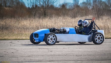 Savadarbių automobilių gamintojų klubo sezono atidarymas