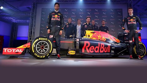 „Red Bull“ bolido pristatymas
