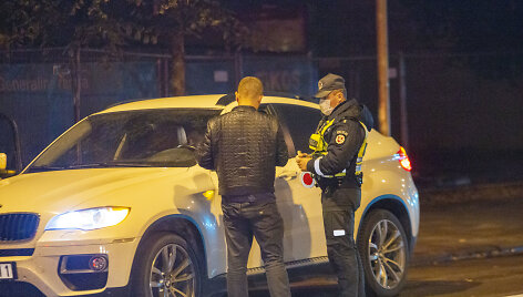 Akimirka i&scaron; vykusio policijos reido