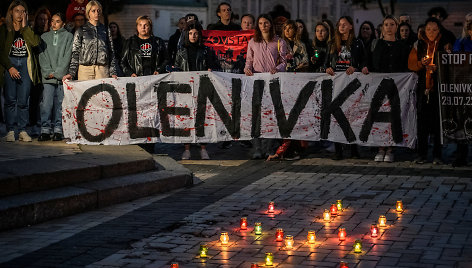 Protestas prieš Rusijos atakas į karo belaisvių kalėjimą Olenivkoje