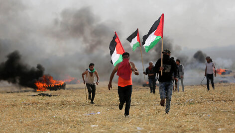 Per Izraelio aviacijos antskrydį prie Gazos Ruožo sienos žuvo palestinietis