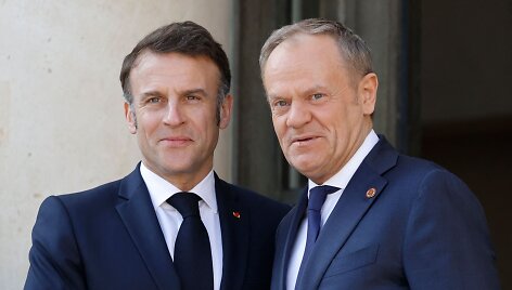 E. Macronas su D. Tusku / LUDOVIC MARIN / AFP