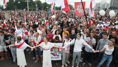 Protestuotojai Minske