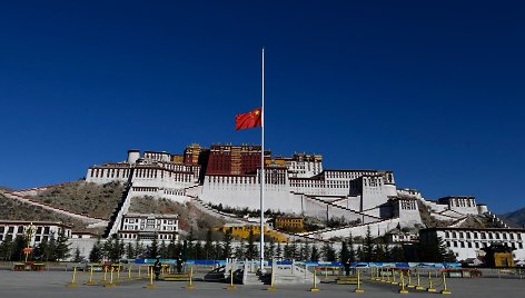 JAV paskelbė sankcijų kinų pareigūnams dėl žmogaus teisių pažeidimų Tibete