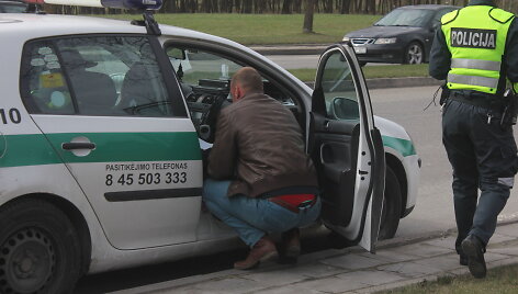 Policinės priemonės akimirka