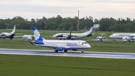 Lėktuvų stebėjimas Vilniaus oro uoste