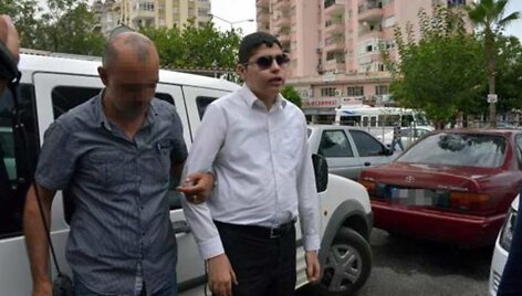Turkijos žurnalistas C&uuml;neytas Aratas nubaustas kalėti