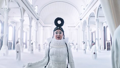 Stephanie Hsu filme „Viskas iškart ir visur“