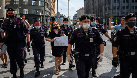 Sulaikomi Ivano Safronovo rėmėjai