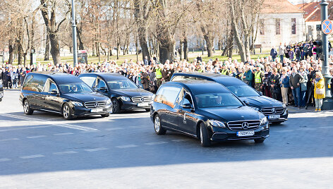 Pratybose žuvusių Jungtinių Amerikos Valstijų karių pagerbimo ir i&scaron;lydėjimo ceremonija Vilniuje