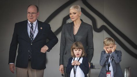 Princas Albertas ir princesė Charlene su vaikais