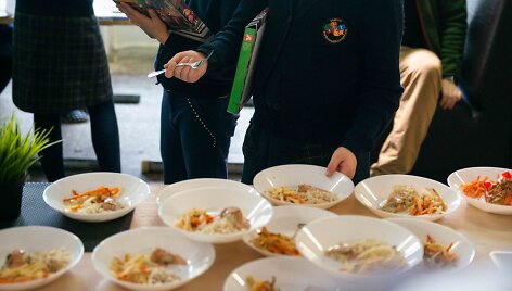J.Basanavičiaus progimnazijoje vyko sveiko maisto degustacija