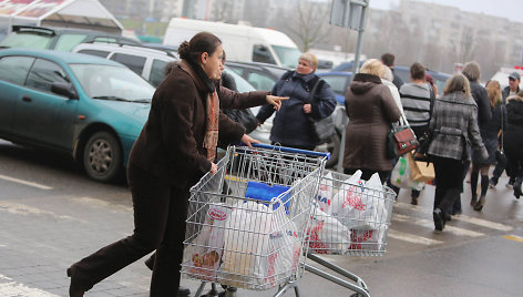 Išpardavimas prekybos centre sulaukė žmonių antplūdžio