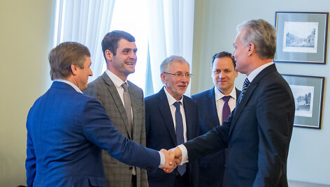 Ramūnas Karbauskis, Remigijus Žemaitaitis, Gediminas Kirkilas, Valdemaras Toma&scaron;evskis, Gitanas Nausėda