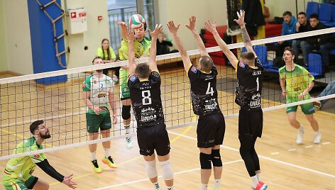 Tinklinio čempionate paai&scaron;kėjo ketvirtfinalio poros