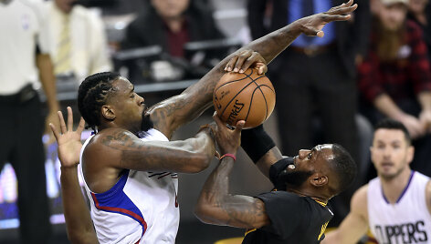 DeAndre Jordanas ir LeBronas Jamesas