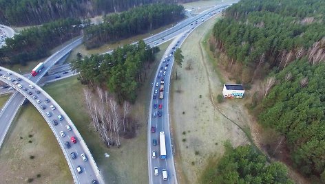 Vilniaus Vakarinis aplinkkelis ties posūkiu į Gariūnus.