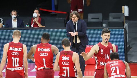 Miuncheno &bdquo;Bayern&ldquo; ir treneris Andrea Trinchieri.