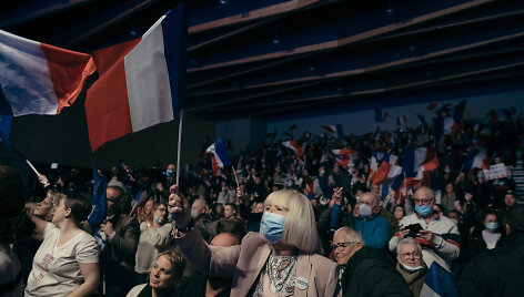 Marine Le Pen partijos rėmėjai