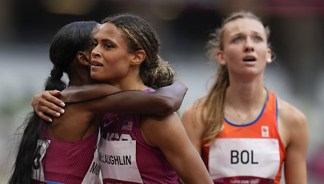 Sydney McLaughlin pagerino pasaulio rekordą 400 m per barjerus finale.