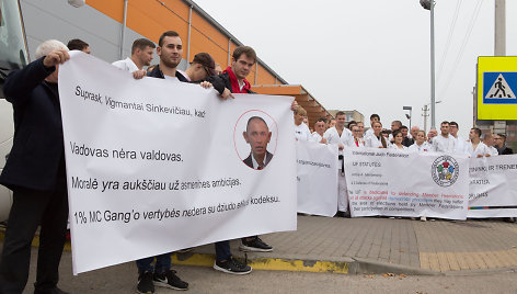 Lietuvos dziudo čempionate sportininkai protestuoja prieš prezidentą Sinkevičių