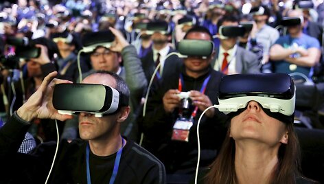 Virtualios realybės akinių pristatymas Barselonoje
