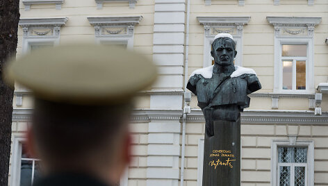 Kra&scaron;to apsaugos ministrų pasikeitimas