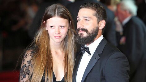 Shia LaBeoufas ir Mia Goth
