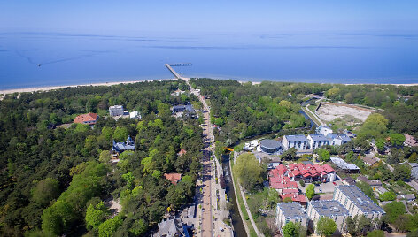Palangoje ramu &ndash; vieni gaudo grundalus, kiti pirmą kartą lenda į geliančią Baltiją