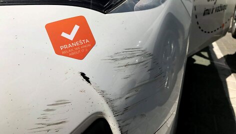 Taip turi būti pažymėtas apgadintas &bdquo;Citybee&ldquo; automobilis