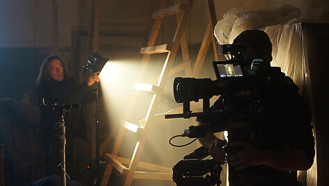 Tu&scaron;tumos kilpos filmavimo aik&scaron;telė