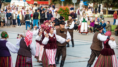 Palangoje paskutinį rugsėjo savaitgalį suksis tautinių šokių kolektyvai.