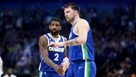 Kyrie Irvingas ir Luka Dončičius