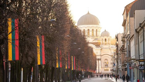 Vėliavos Kauno Laisvės alėjoje