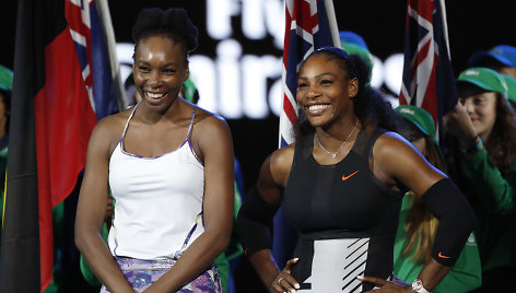 Serena Williams „Australian Open“ finale pranoko seserį Venus