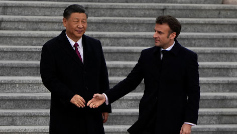 Emmanuelis Macronas ir Xi Jinpingas