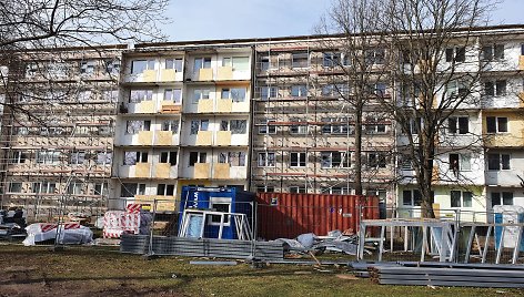 Renovacijos ženklai senajame Vilniaus Žirmūnų rajone