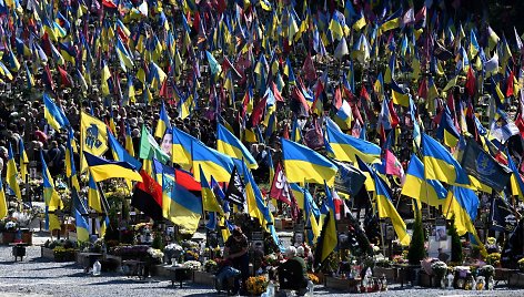 Ukrainos karių kapinės / YURIY DYACHYSHYN / AFP