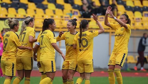 &Scaron;iaulių &bdquo;Gintros&ldquo; futbolininkės